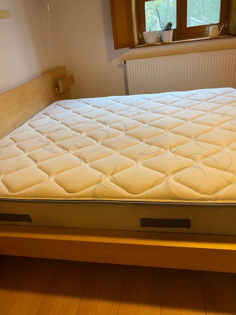 180 x 200 cm Sealy tskarugs matrac