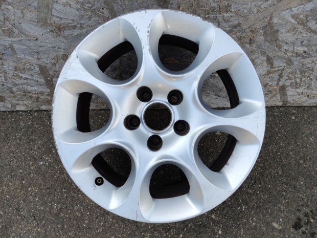 182245 Alfa Romeo 159 2005-2011 16"-os alufelni (1db) a képen