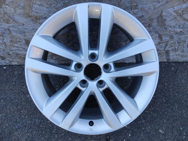 184679 Fiat Croma 2005-2010 17-os alufelni (1db) a képen látható