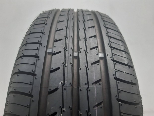 185/55 R16 Yokohama Bluearth-Es nyári gumi 3224