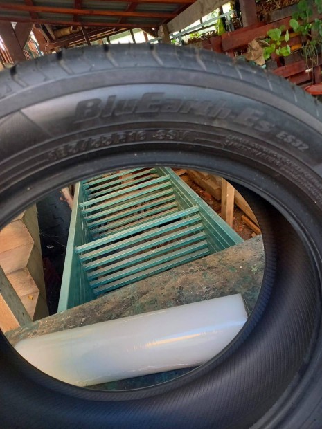 185/55 R 16 mret Yokohama gumiabroncs