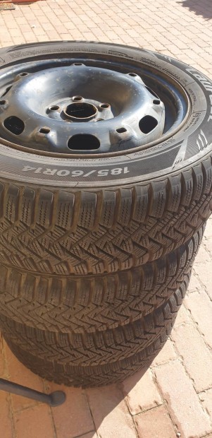 185/60R14 VW Polo 9N tli garnitra (felni gumival)