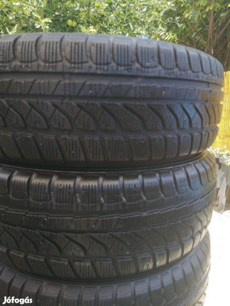 185/60R15 185/60 40e/4db Dunlop nyárigumi olcsón eladó
