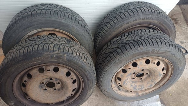 185/60R15 Barum 4 vszakos kerkgarnitra 5x100-as aclfenikkel