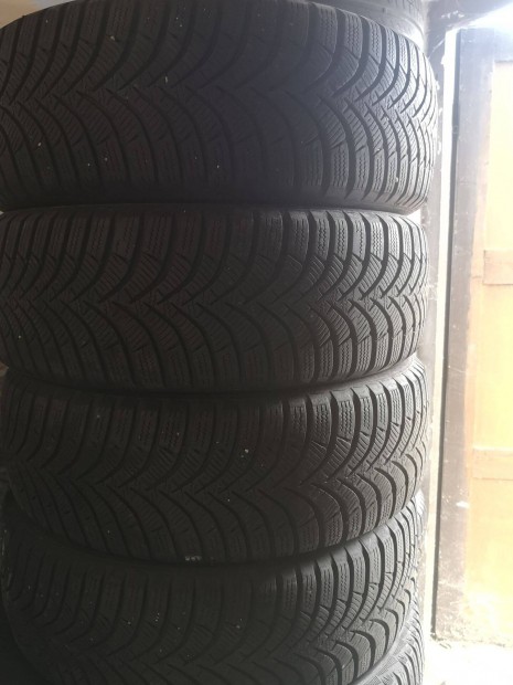 185/60R15 Hankook tligarnitra