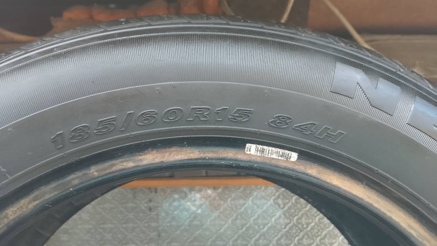 185/60R15 Nexen nyárigumi szett