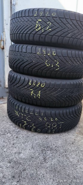 185/60R15 Pirelli Cinturato Winter