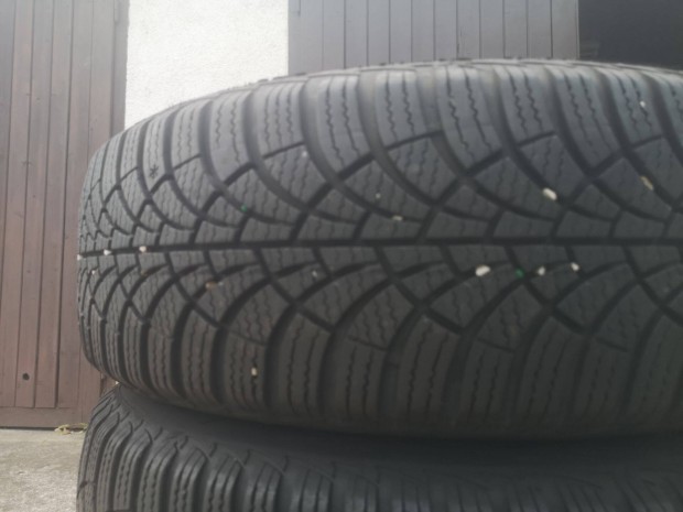 185/60R15 jszer Goodyear tligumi