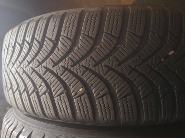 185/60R15 jszer Hankook tligumi