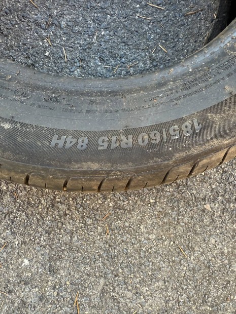 185 60 15 Kumho 1 db gumi
