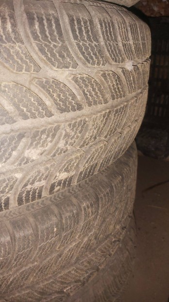 185/60 R14 Tli gumi opel felnire szerelve