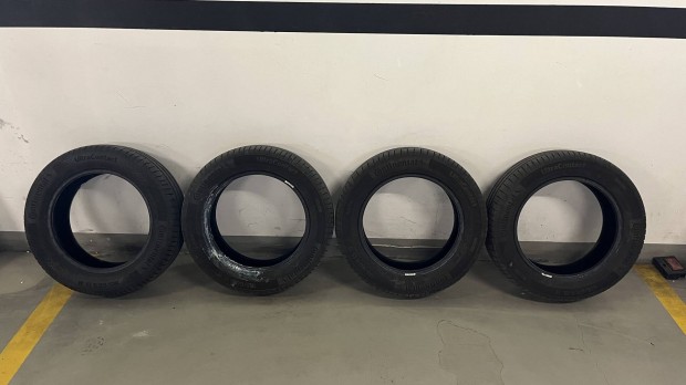 185/60 R15 Continental nyari gumi