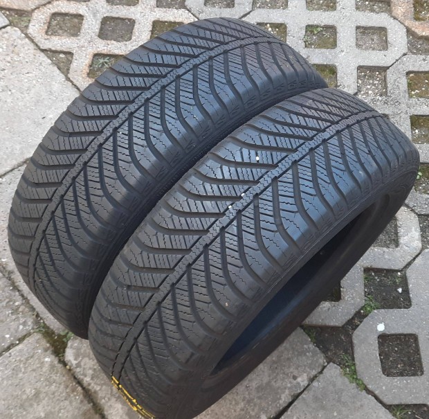 185/60 R15 Goodyear N�gy�vszakos gumik