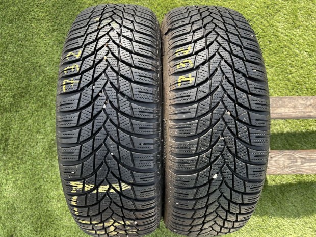 185/60 R15 Lassa Snoways 4 tli gumi 7mm