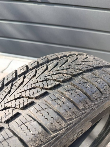 185/60 R15 Point-S T�li gumi