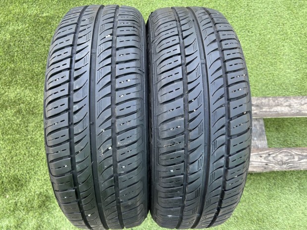 185/60 R15 Semperit Comfort-life 2 nyri gumi 6mm