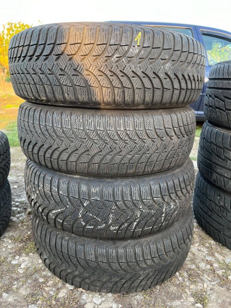 185/60 R15 michelin 4db tli gumi