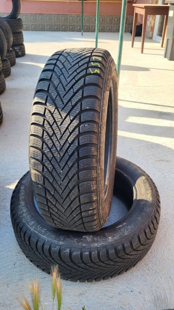185/60 R16 86H Pirelli Winter Cinturato Téli gumi