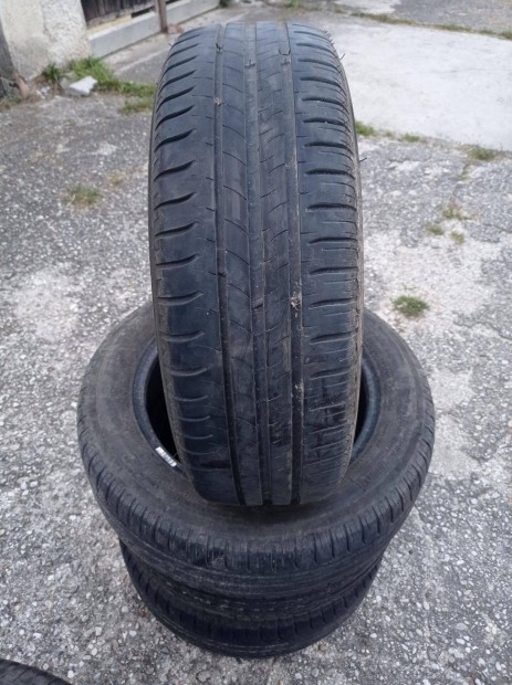 185/60 r15 4db Micheln nyri gumi elad