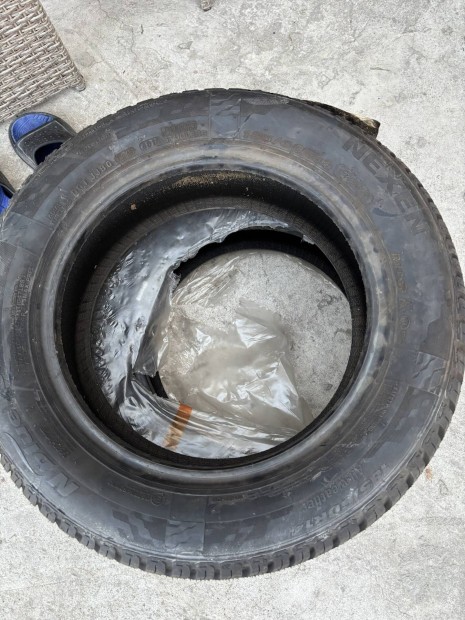 185/60r14 négyévszakos gumi