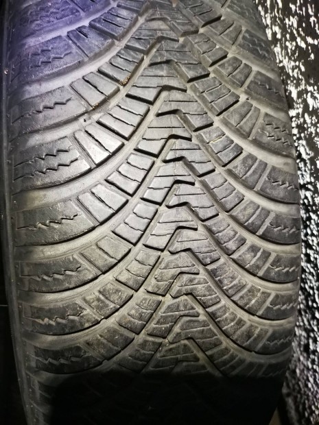 185/65R14-es ngyvszakos gumi