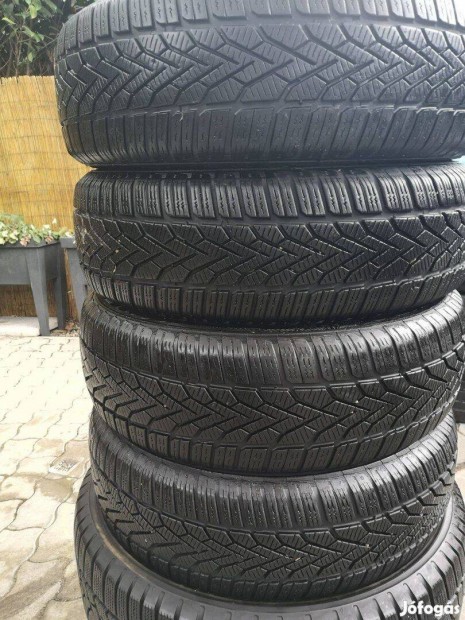 185/65R15 46e/4db Semperit tligumik