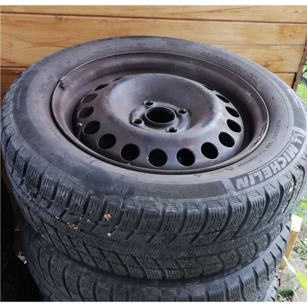 185/65R15 Michelin Téli Gumi Felnivel