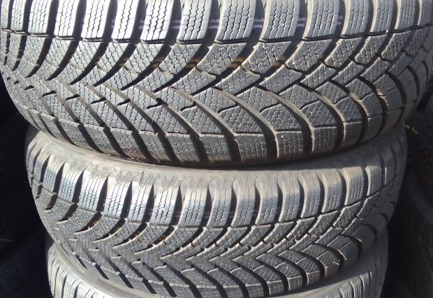 185/65R15 Semperit Speed-grip5 j 2025-s 8 mm-es 2 db tli gumi