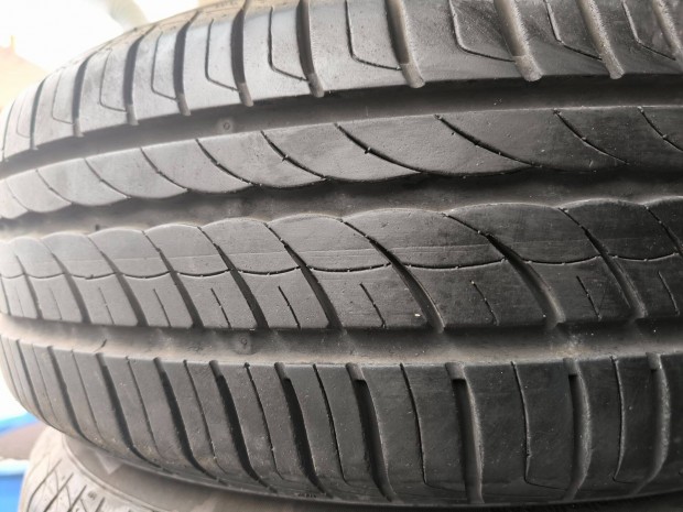 185/65R15 �jszer� Pirelli ny�rigumi elad� 185/65 R15