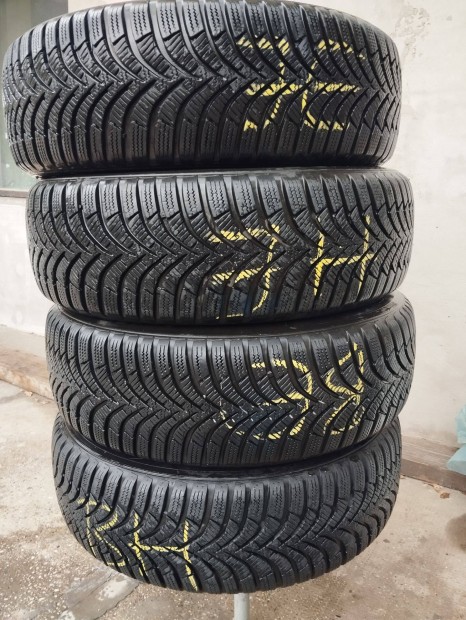 185/65/15 Hankook téligumi szett