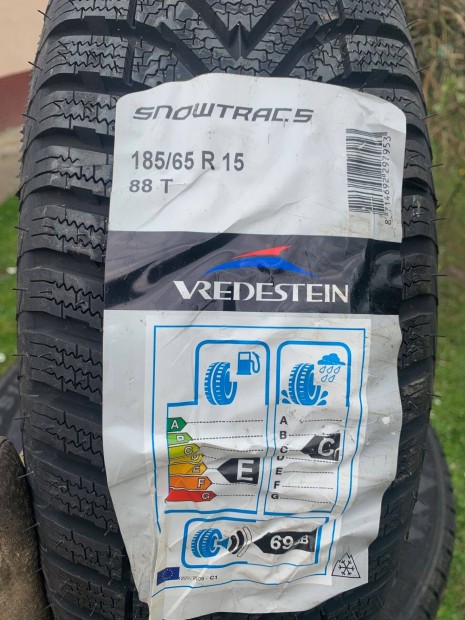 185 65 15 uj vdredestein téli gumi