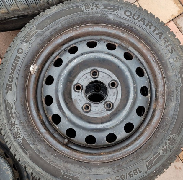 185/65 R15 4 vszakos kia hyundai felnin