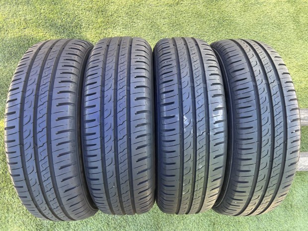 185/65 R15 Barum Bravuris 5 nyári gumi 5,5mm