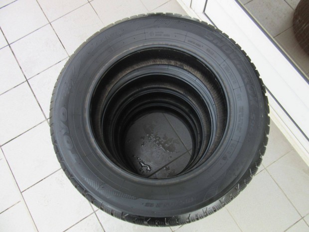 185/65 R15 Toyo Snowprox t�li gumi elad�