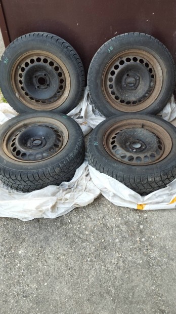 185/65 R15 lemezfelni tli gumival