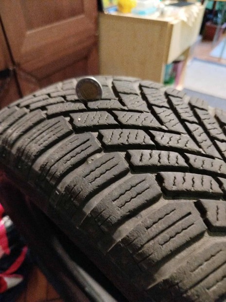 185/65 R15-ös eladó 