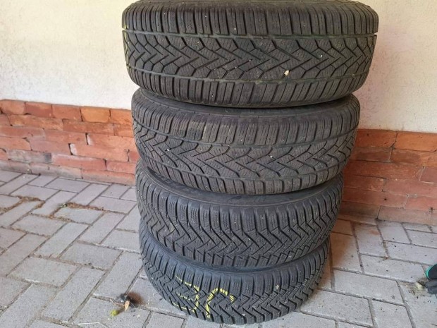 185/65 R15 tli szett