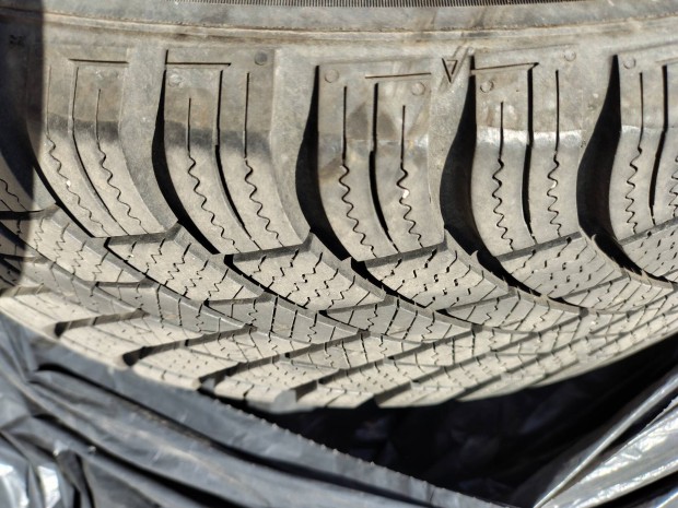 185/65 R15 t�ligumi ac�lfelnin 4x100 6J ET50