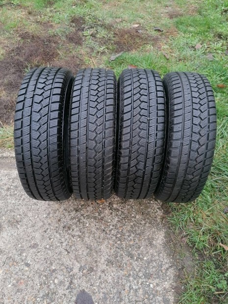 185/70R13-as Tligumi 