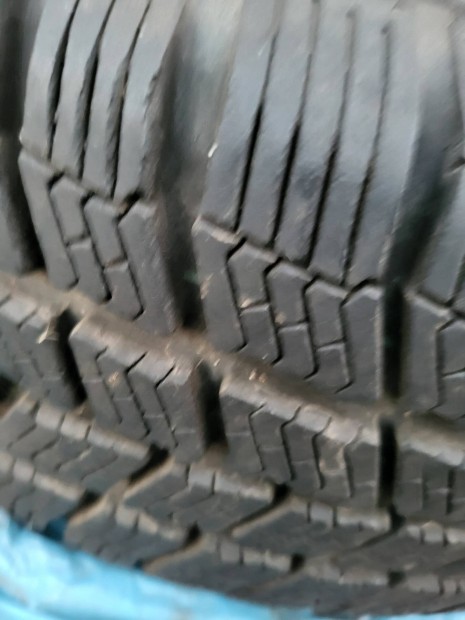 185/70 14 es Tli gumigarnitura