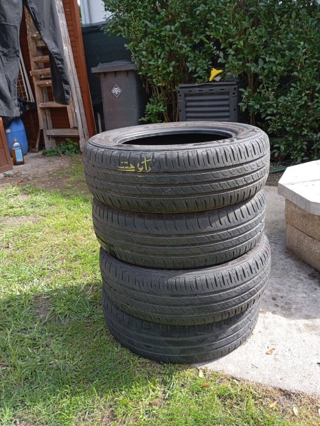 185x65/R15 gumiszet