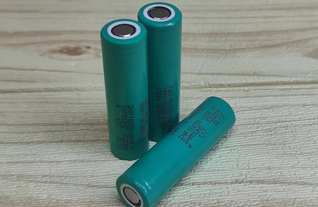 1865020R Samsung 3.7V 2000mA INR jratlthet Li-ion Ipari akku cella