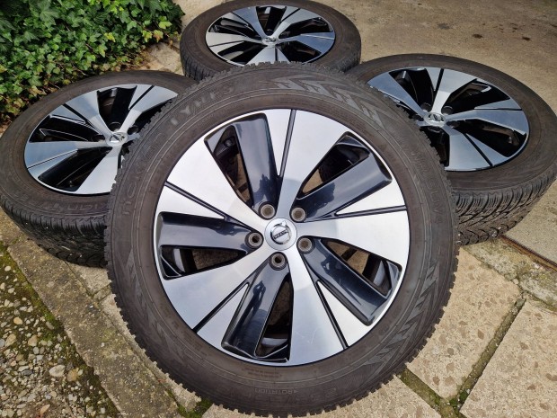 18 18" Gyri Volvo alufelni 5*108 Nokian tli gumikkal Volvo XC40