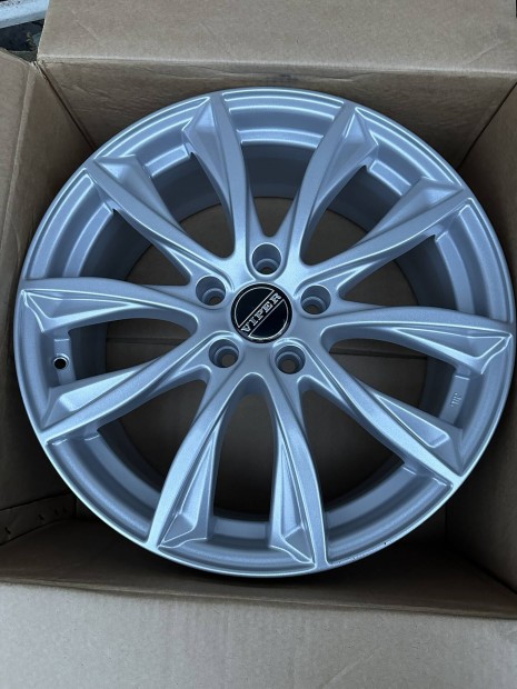 18 5x114.3 Mitsubishi Nissan Dacia Renault Suzuki alufelni felni