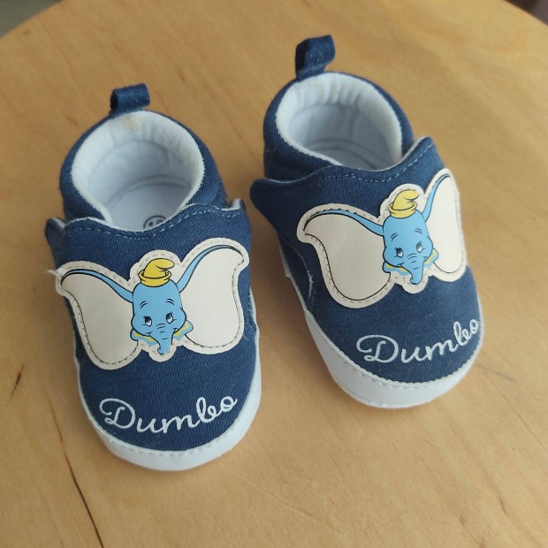 18 Disney Dumbo nyri (vagy benti) babacip