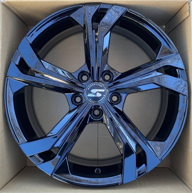 18 Nissan, Renault, Dacia �j Silverline Dalton felni 