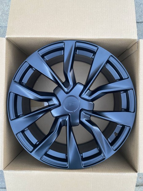 18 Tesla Model 3 �j Silverline alufelni felni