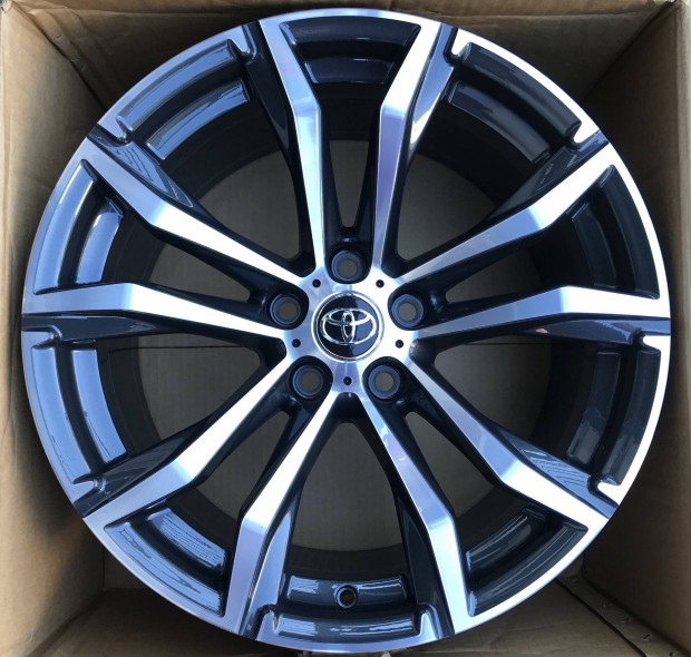 18 Toyota Supra Bmw Z4 gy�ri felni