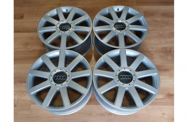 18" Audi S-Line gy�ri alufelni garnit�ra