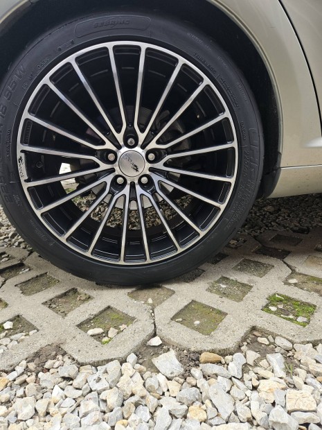 18" alufelni nyrigumival